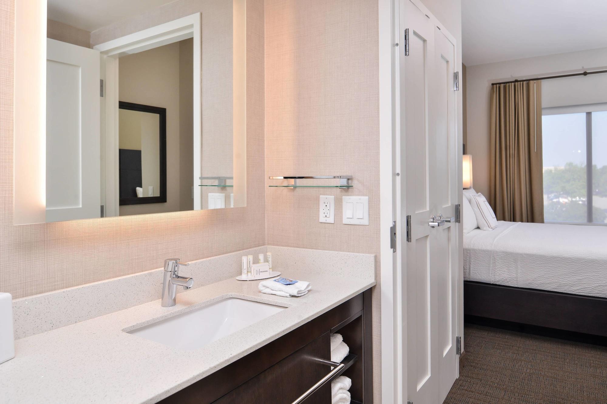 Residence Inn By Marriott Charlotte Northlake Exteriér fotografie